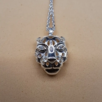 Collar Tigre de Plata con Zirconia Cúbica