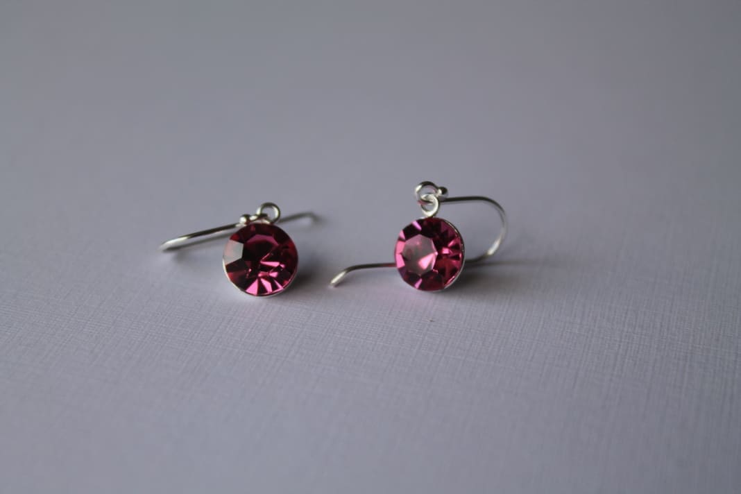 Pendientes Redondos de Plata con Cristal - Imagen 2