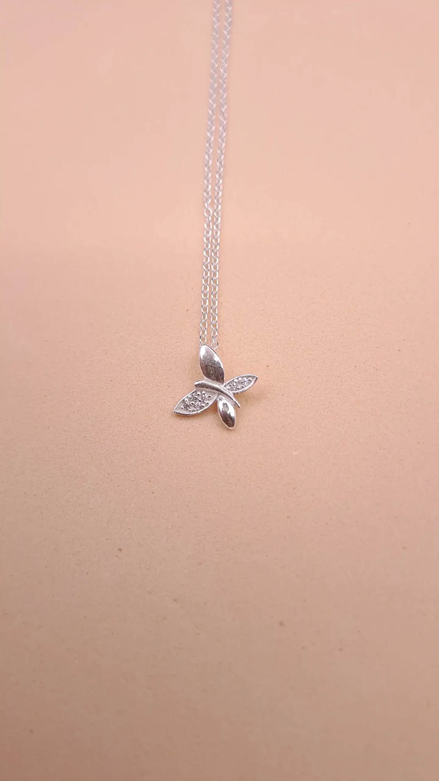 Collar mariposa con circonitas - Imagen 2